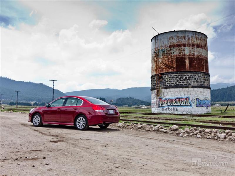 Subaru Legacy 2.5i 2012