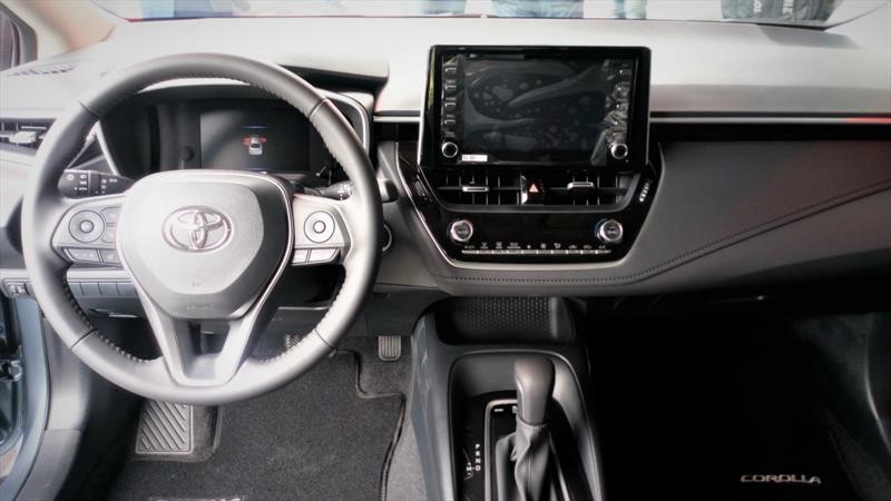 Lanzamiento Toyota Corolla Híbrido en Colombia