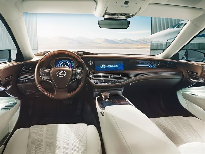 Lexus LS 2018