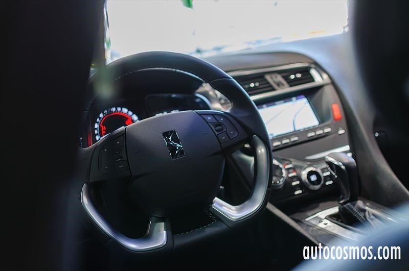 Test Drive: DS5 2017