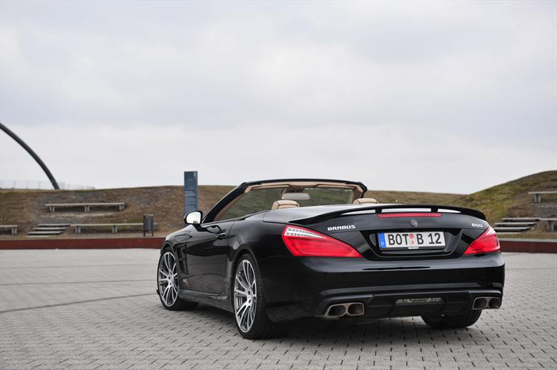Brabus 800 Roadster se presenta