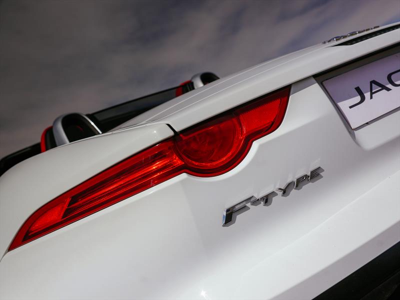 Jaguar F-Type 2014