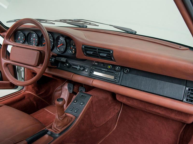 Porsche 959 por Canepa Desing