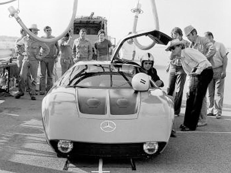 Retro Concepts: Mercedes-Benz C111