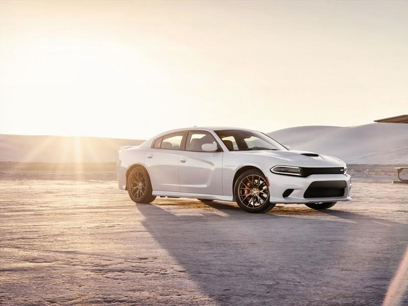 Dodge Charger Srt Hellcat 2015, ¿el Sedán Más Rápido Del Mundo?