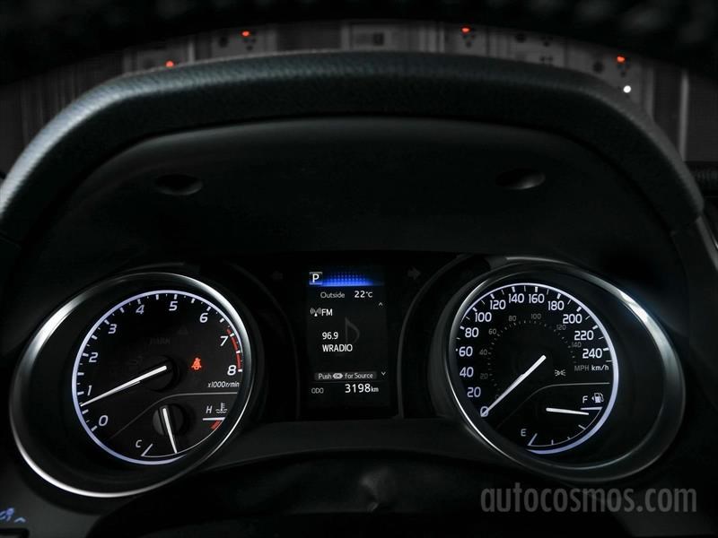 Toyota Camry 2018