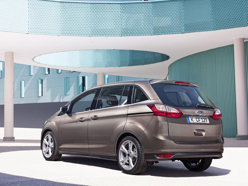 El Ford C-Max se renueva en París