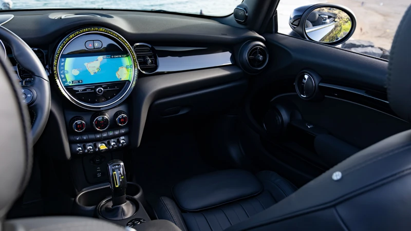 MINI Cooper SE Cabrio