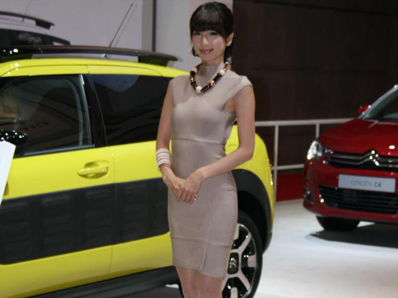 Las chicas del Salón de Tokio 2015