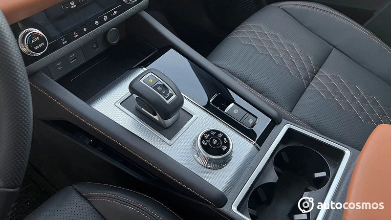 Mitsubishi Outlander 2025