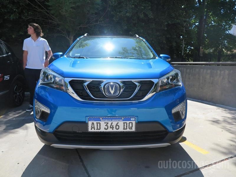 Changan CS15 y CS75 en Argentina