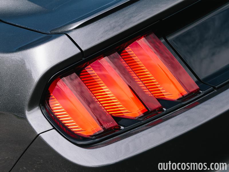 Ford Mustang EcoBoost 2016