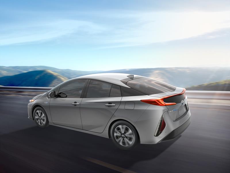 Toyota Prius Prime 2017