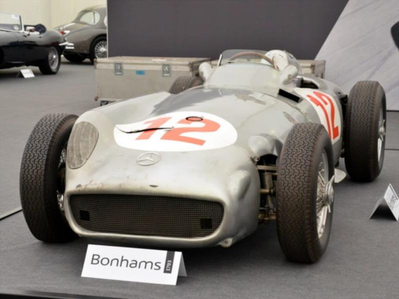 Subastan Mercedes F1 en 29.6 Millones de Dólares