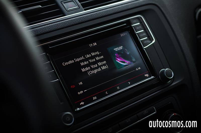 Volkswagen Bora 2017 - Test Drive