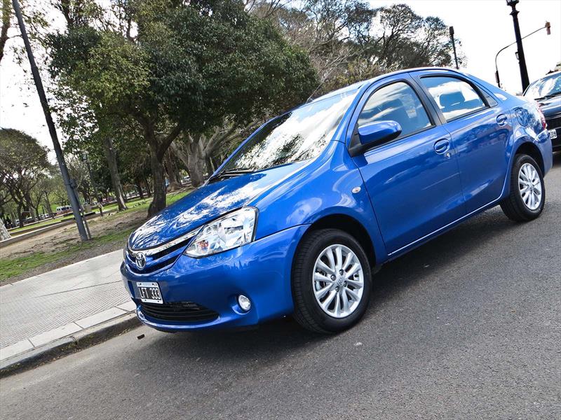 Toyota Etios, primer acercamiento