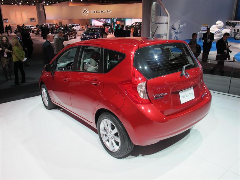 Nissan Note Versa 2014 en vivo