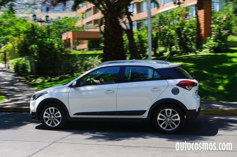 Test Drive: Hyundai i20 Active 2017