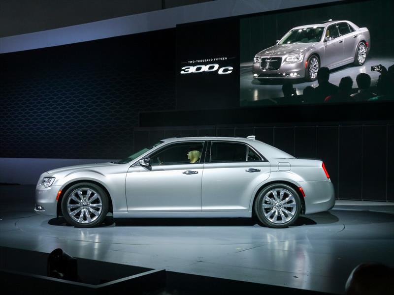 Chrysler 300 2015