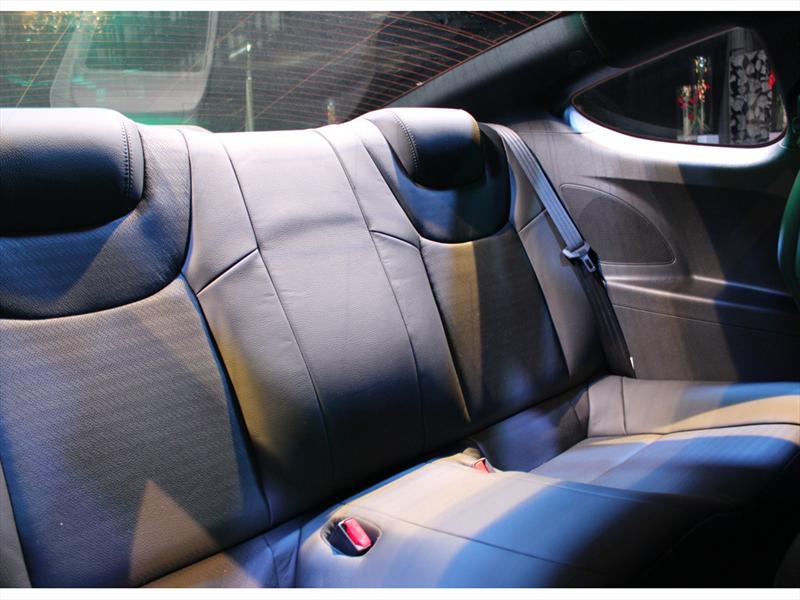 Hyundai Genesis Coupé 2012