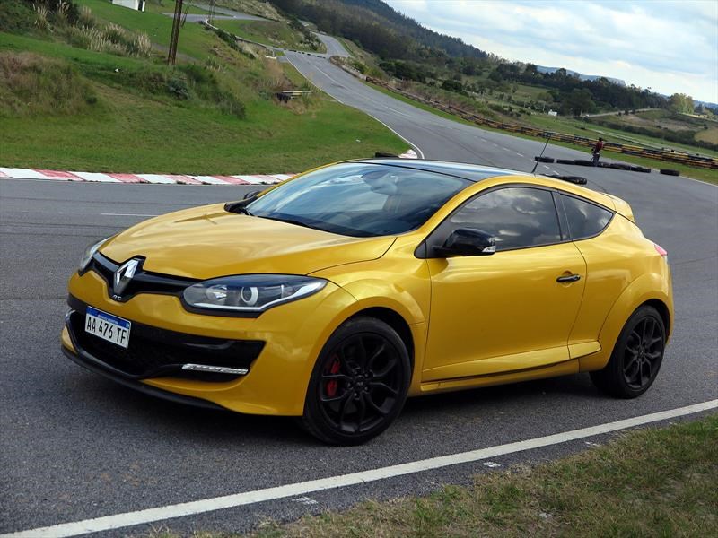 Peugeot 308 S GTi, Renault Megane RS, VW Scirocco