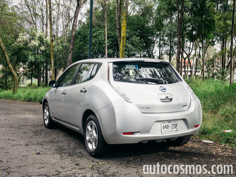 Nissan LEAF 2015
