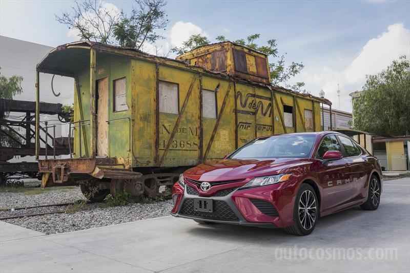 Toyota Camry 2018