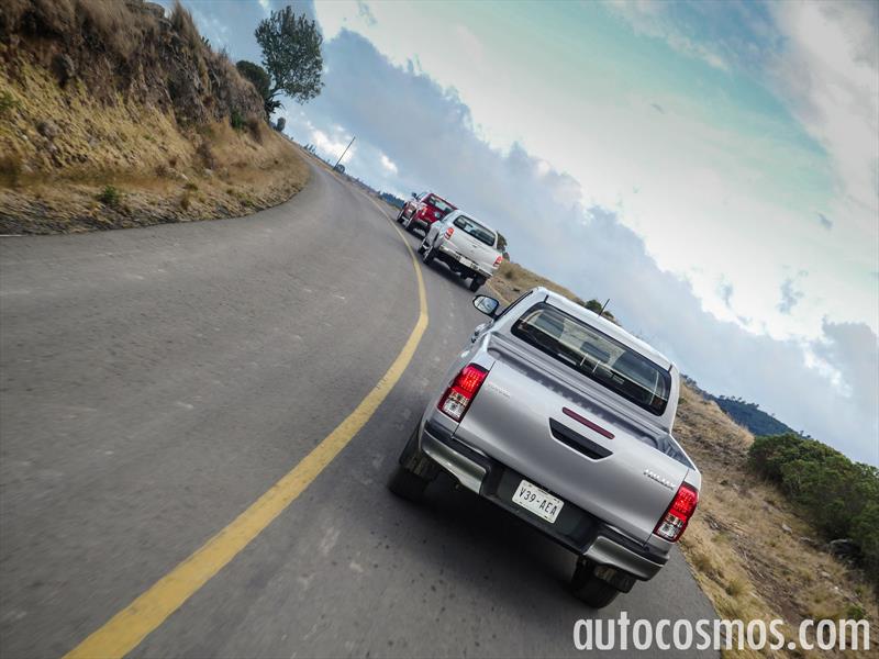Nissan NP300 vs Toyota Hilux vs Mitsubishi L200
