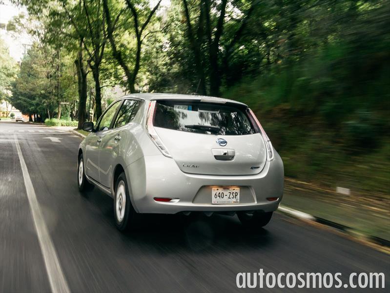 Nissan LEAF 2015