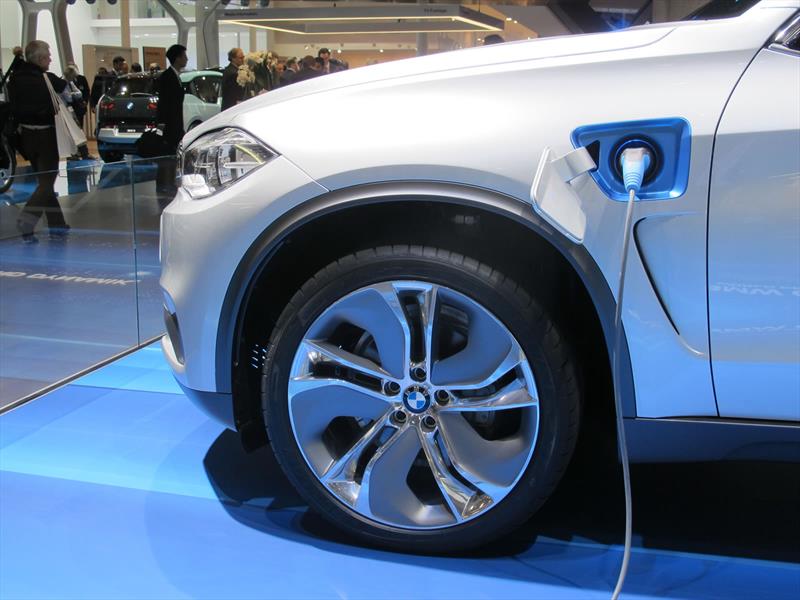 BMW X5 eDrive Concept