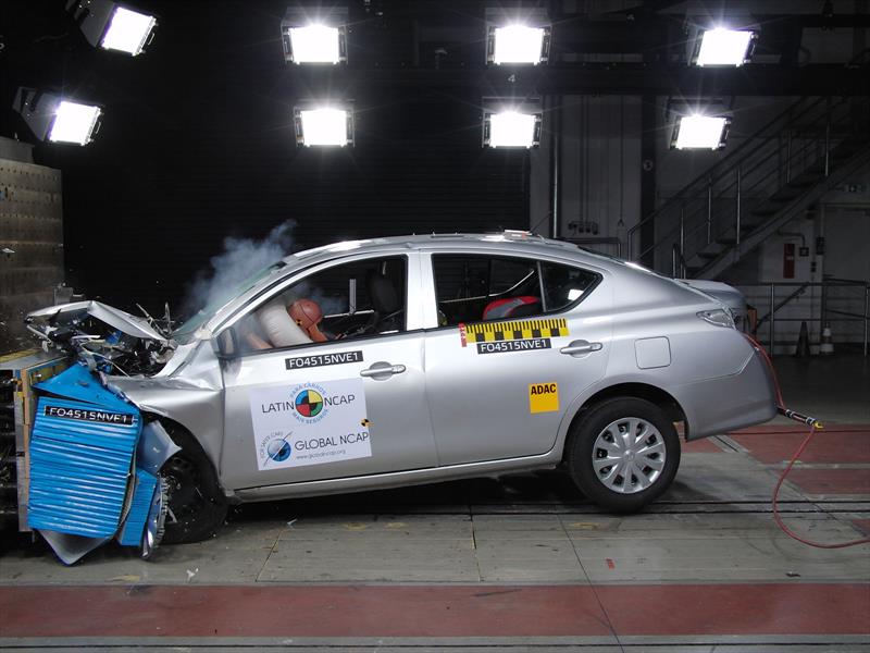 Nissan Versa en Latin NCAP 2015