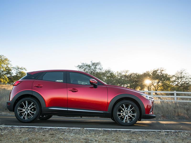 Mazda CX-3 2016 se presenta