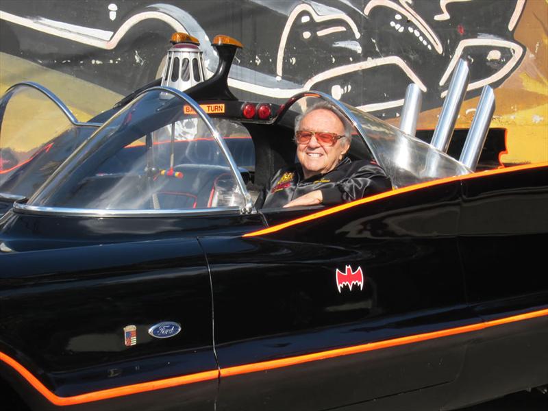 Se subastó el Batimóvil