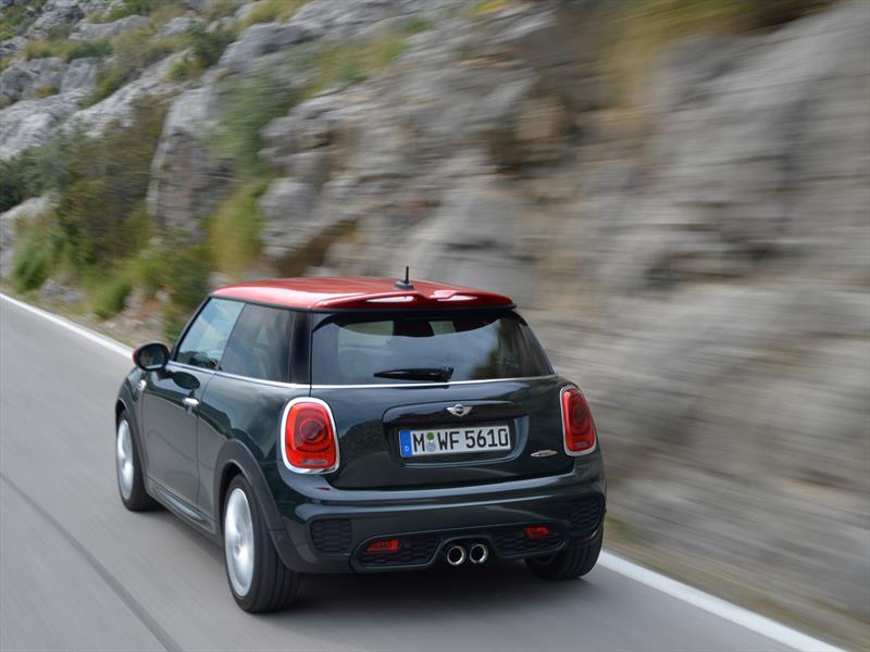 MINI John Cooper Works 2016