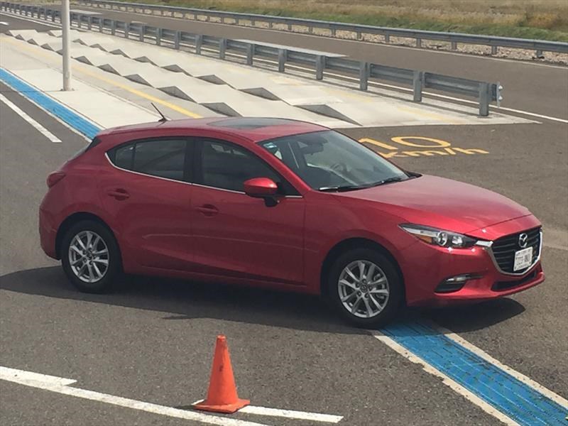 Mazda 3 2017