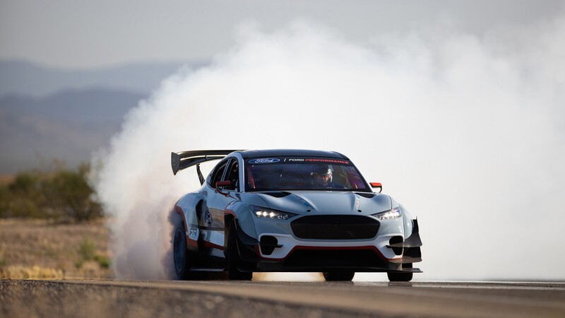 Ford Mustang Mach-E 1400