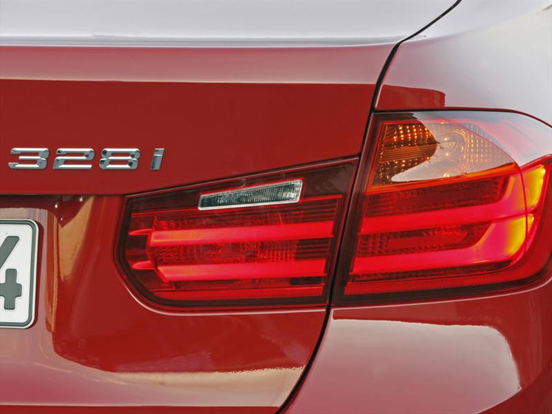 BMW 328iA 2012 primer contacto