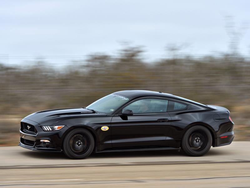 Hennessey Mustang HPE700 2015