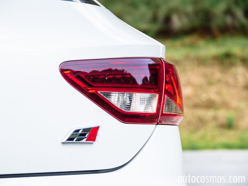 MINI Cooper S VS SEAT Leon CUPRA VS Volkswagen GTI