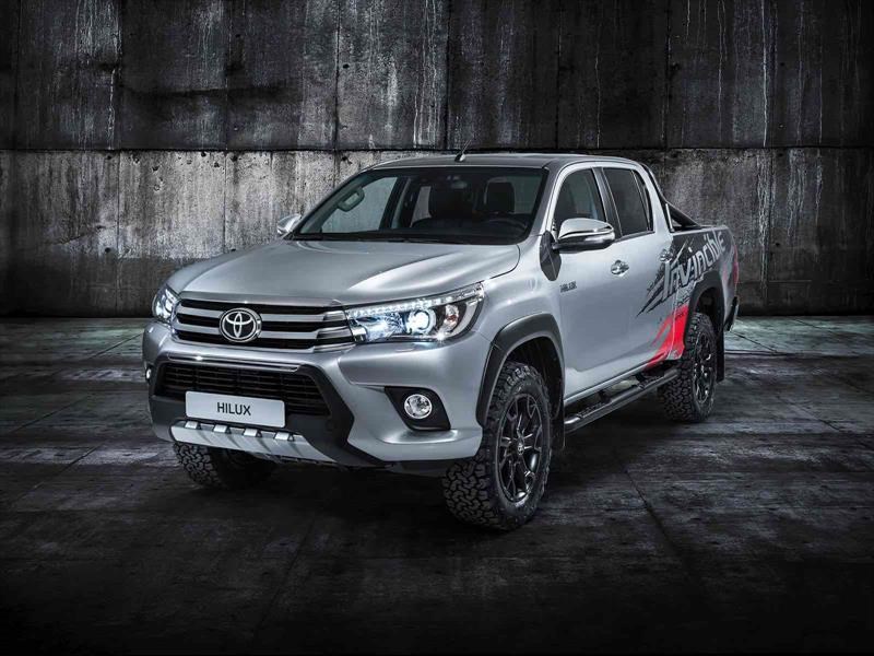 Toyota Hilux Invincible 50