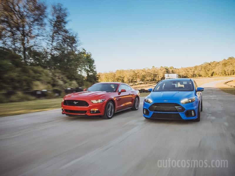 Ford Mustang GT vs Ford Focus RS
