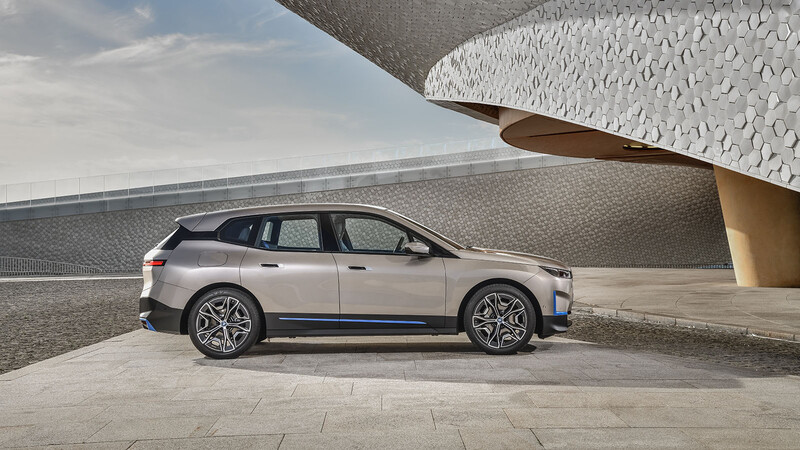 BMW iX 2021