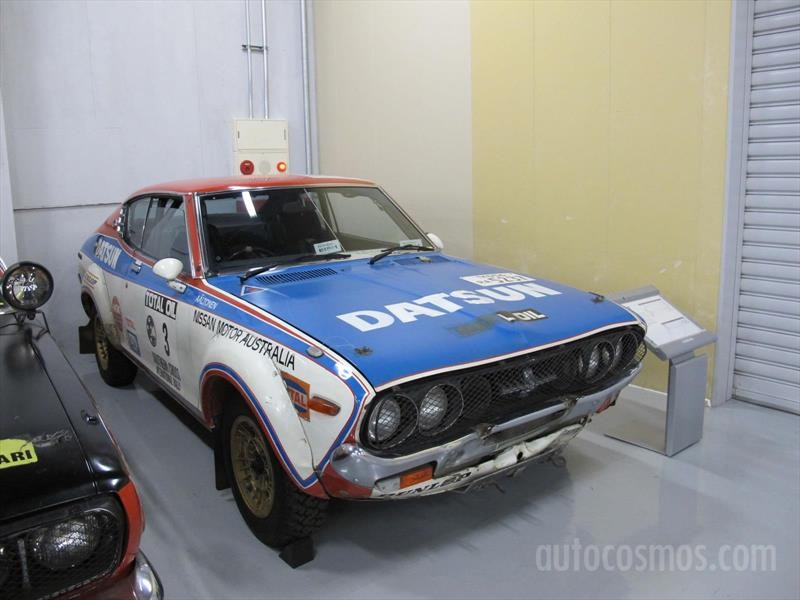 Nissan 80 aniversario - Autos de competencia