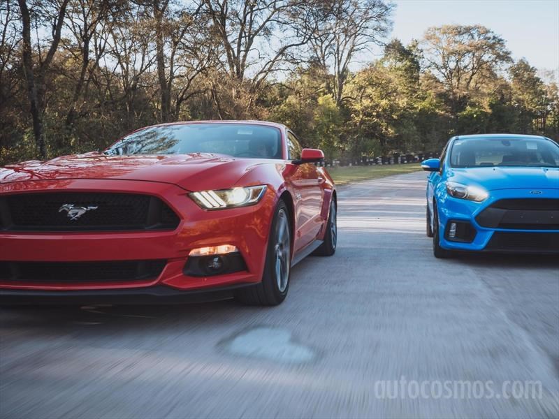Ford Mustang GT vs Ford Focus RS