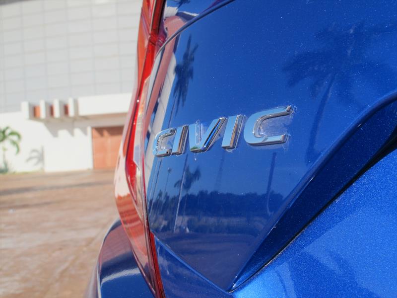 Honda Civic Sedán 2016