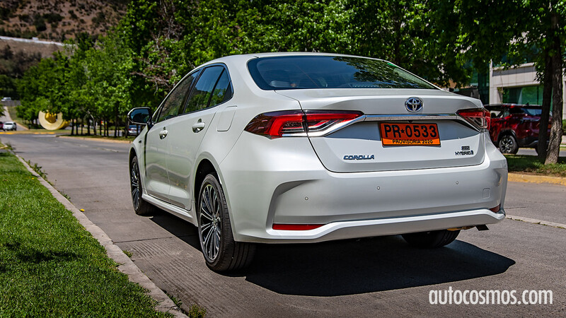 Test Drive Toyota Corolla Hybrid 2021