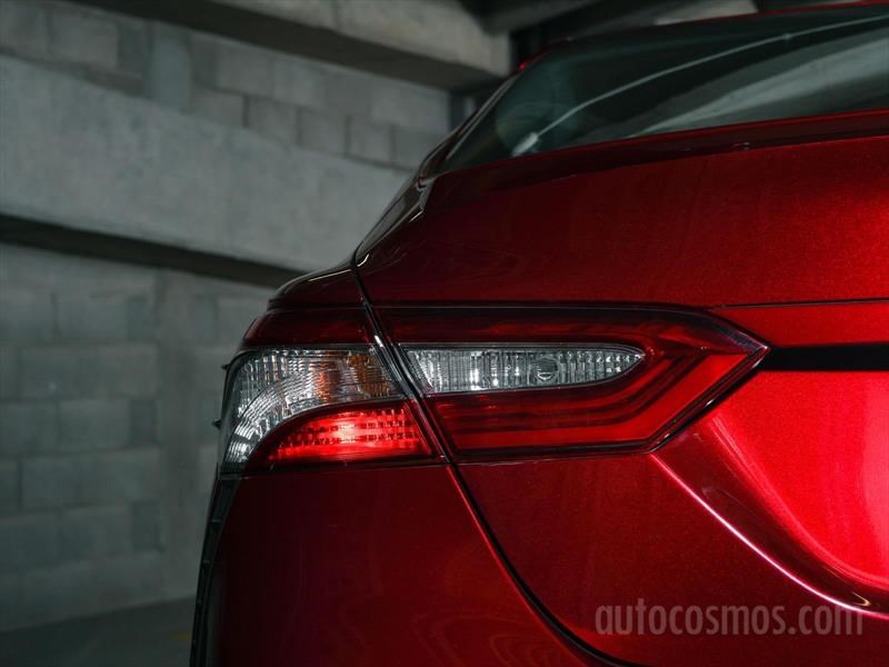 Toyota Camry 2018