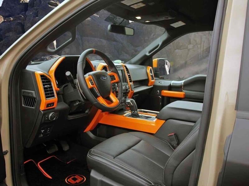 Ford F-150 4×4 Lariat SuperCrew por CJ Pony Parts