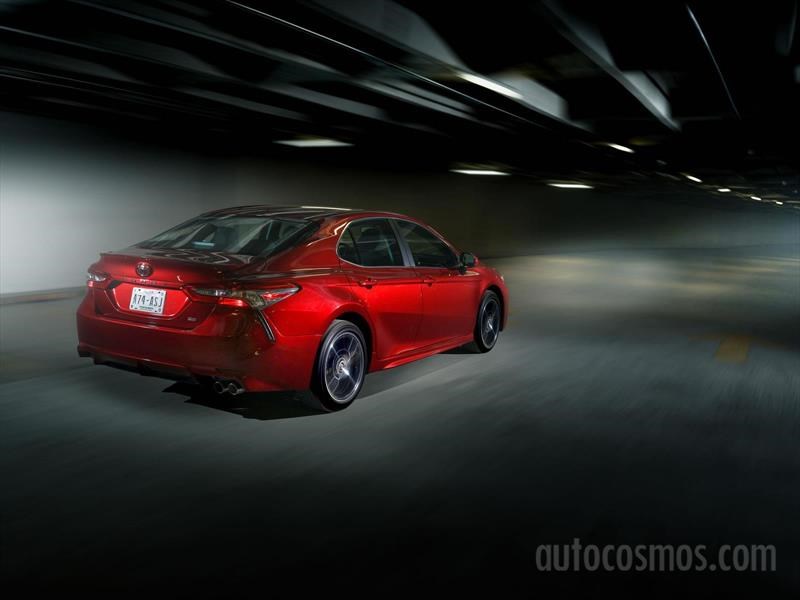 Toyota Camry 2018