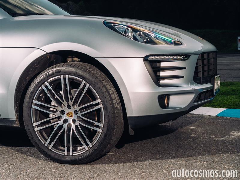 Porsche Macan 2015